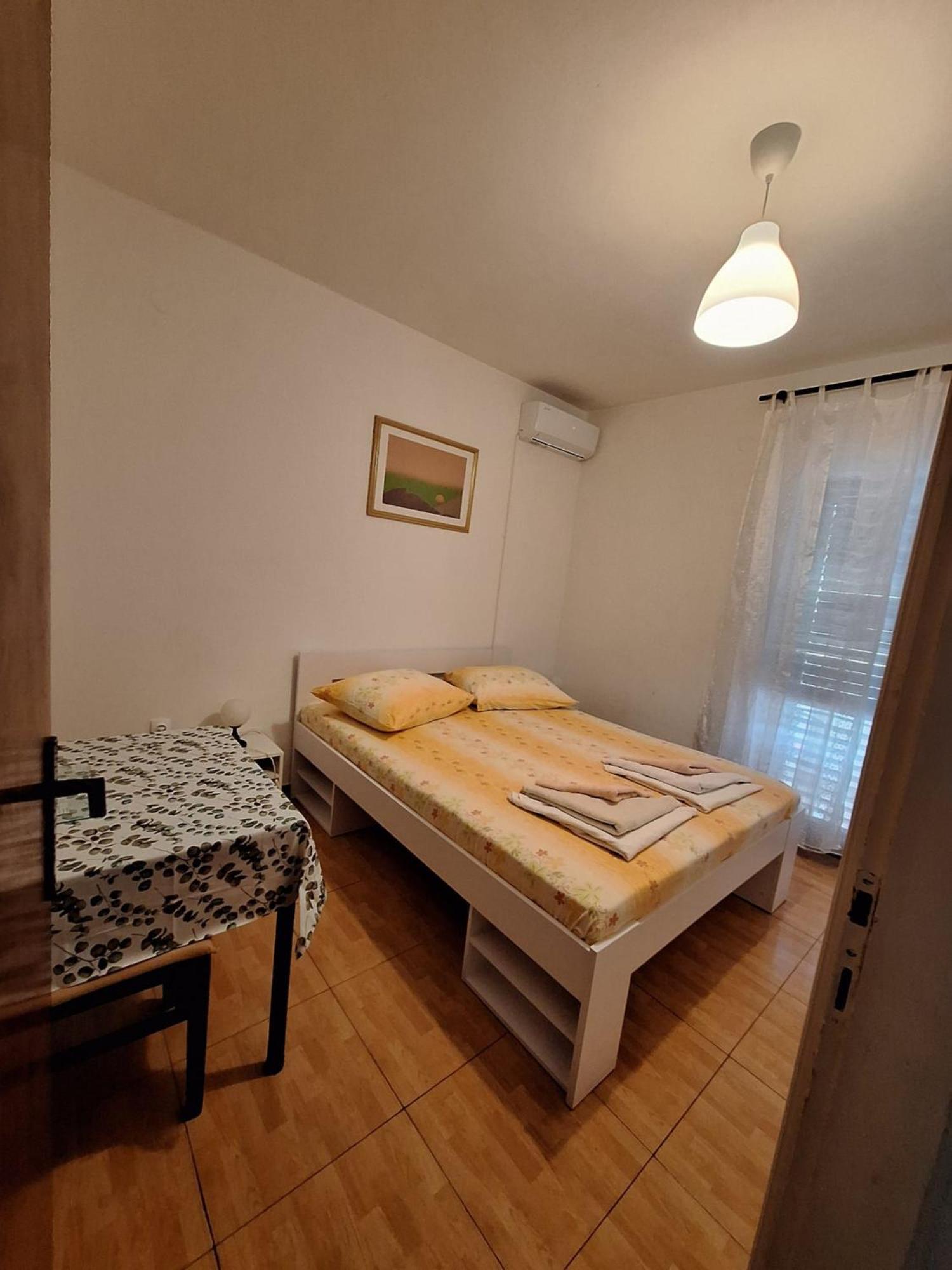 Apartments Dalmatin Zuljana Exterior photo
